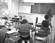 Foto de alunos em aula
