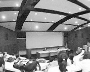 Foto referente ao curso de Relações internacionais