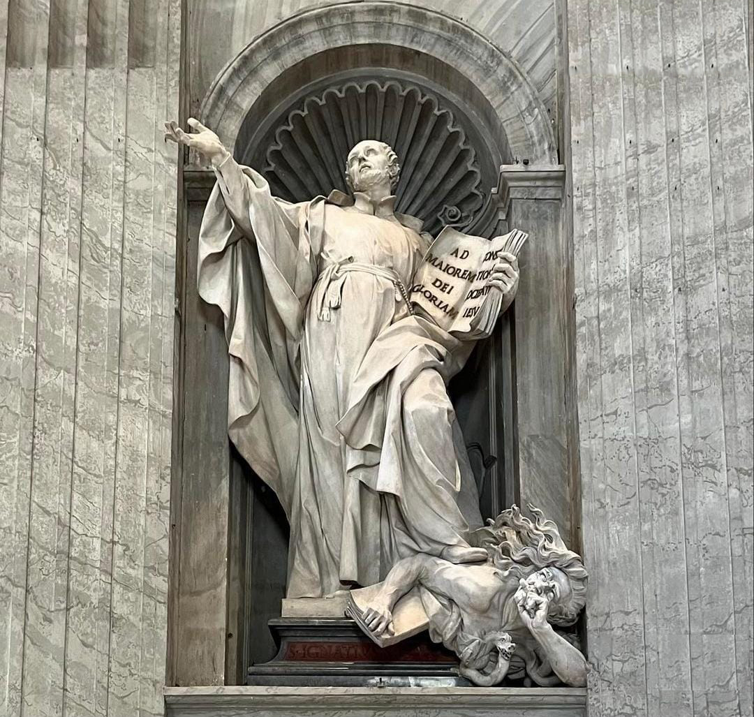 Frontispício da principal igreja de Santo Inácio em Roma - Foto: Pe. Thadeu Silva Souza, S.J.
