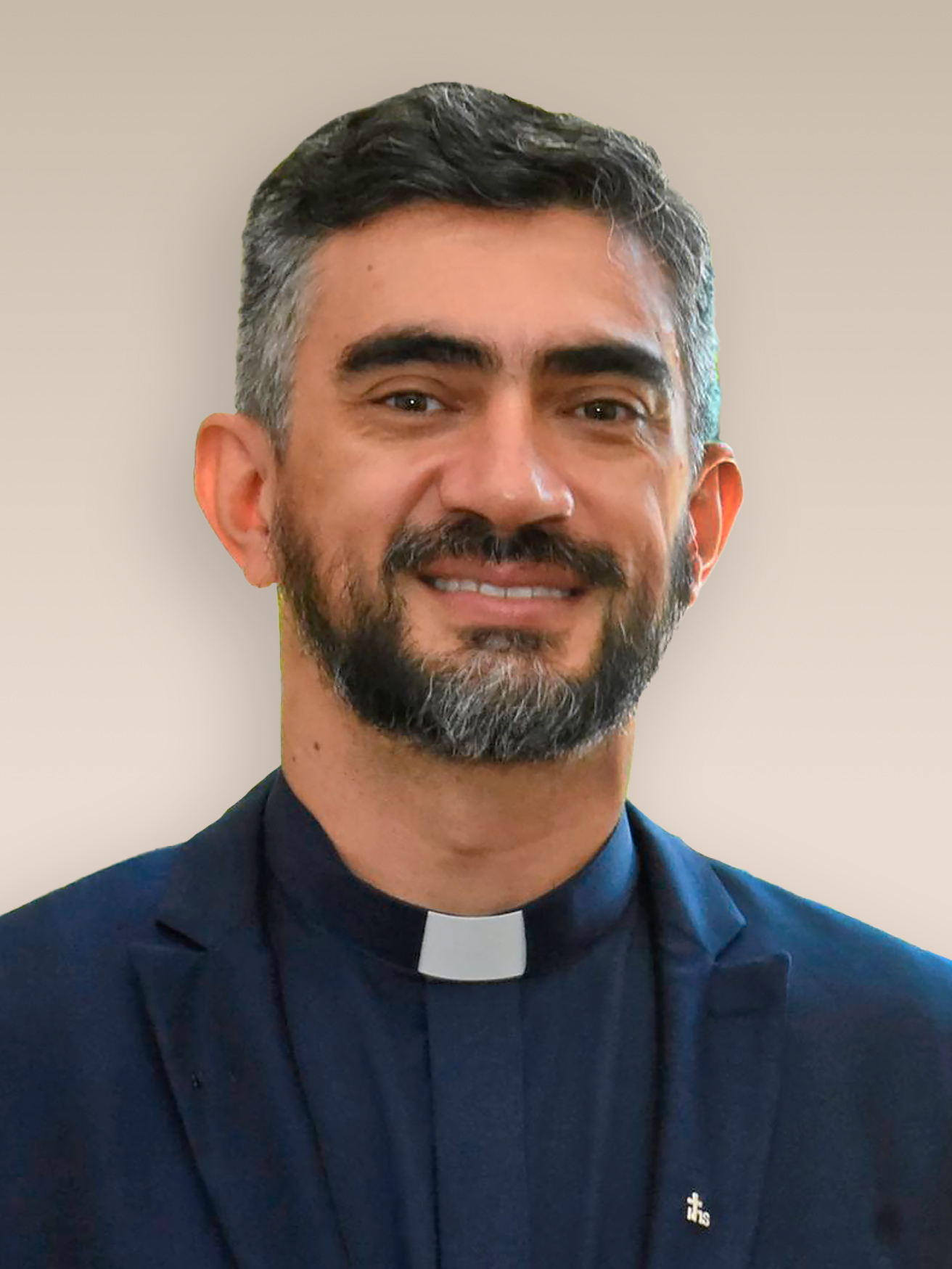 Foto do Prof. Pe. Anderson Antonio Pedroso, S.J.
