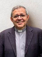 Foto do Pe. Miguel Martins de Oliveira Filho, S.J.,