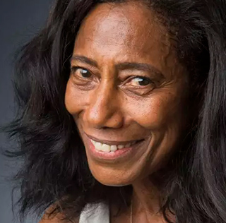 Glória Maria, ex-aluna do Curso de Jornalismo da PUC-Rio