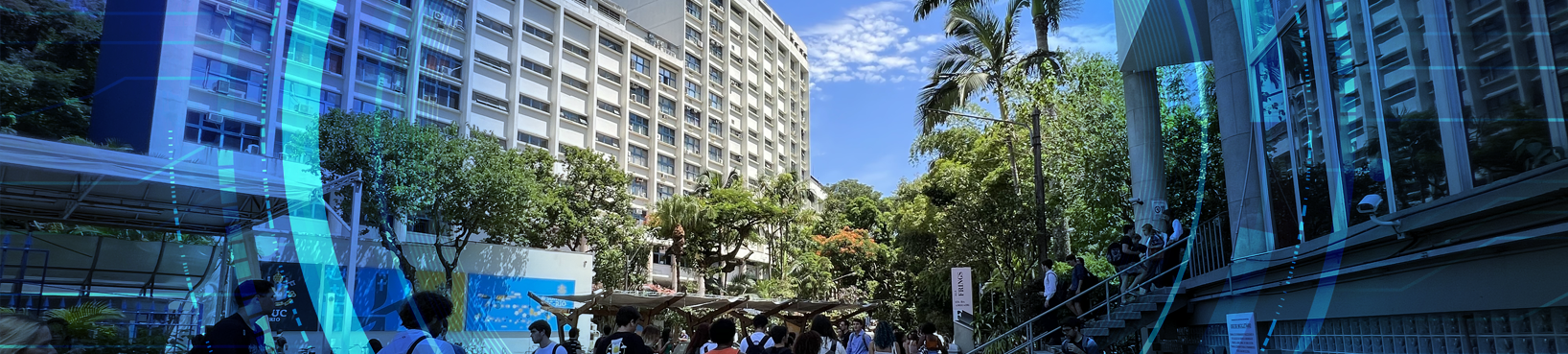 Colagem da entrada da PUC-Rio em um foco